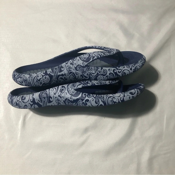 Cheeks Health Sandals Floral Paisley Pattern Size 10 - Picture 2 of 8